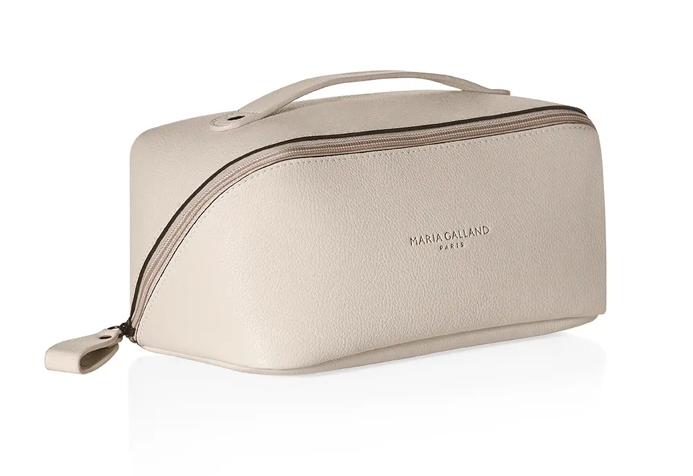 MULTI-COMPARTMENT POUCH 2025 / BEAUTY CASE CON SCOMPARTI